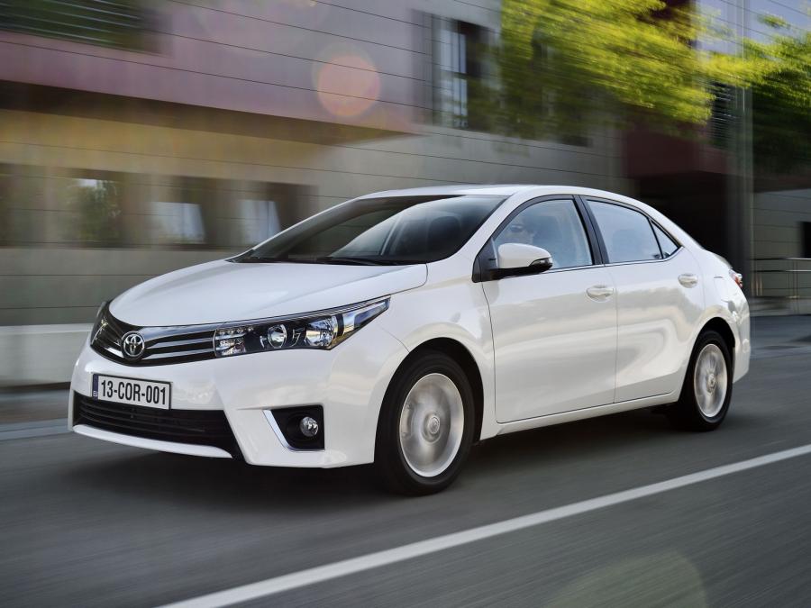  Toyota Corolla 2013 года  (EU) (фото 3 из 43)